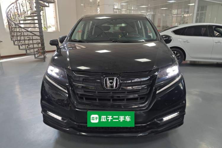 Used Honda Elysion 2019 2.0L Hybrid Luxury Edition
