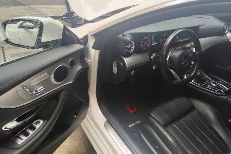 Used Mercedes-Benz E-Class 2017 E 200 4MATIC Coupe
