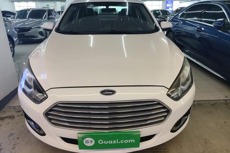 Used Ford Escort 2015 1.5L Automatic Fashion Model

