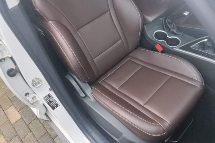 Used FORTHING T5 2022 Grand Edition 1.6L Manual Dream-Chasing Five-Seat Model
