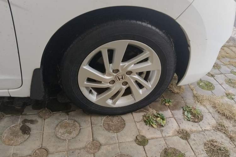 Used Honda Fit 2016 1.5L LXS CVT Comfort Sunroof Version
