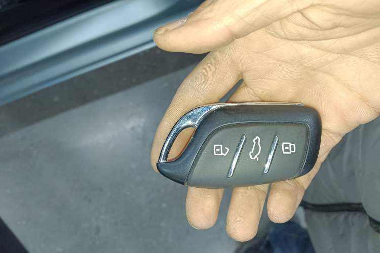 Used Roewe D6 2025 520km Smart Enjoyment Version