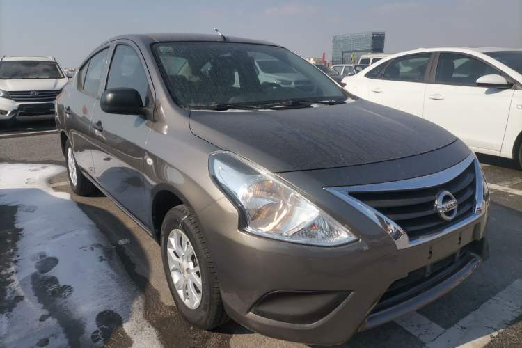 Used Nissan Sunny 2015 1.5XE Manual Comfort Edition
