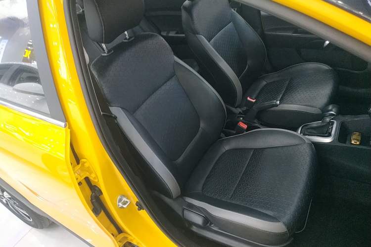 Used Kia kx1 Stonic 2019 1.4L Automatic Fun Edition China V Standard
