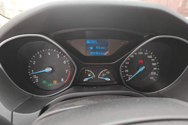 Used Ford Focus 2015 Hatchback EcoBoost 125 Automatic Supreme Style Edition
