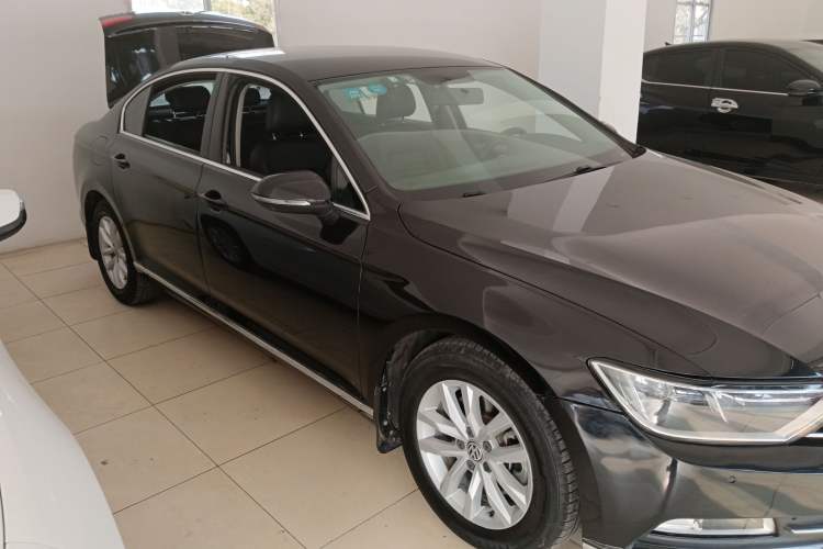 Used Volkswagen Magotan 2018 280TSI DSG Comfort Model