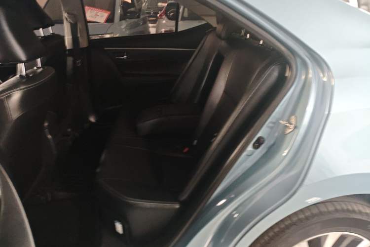 Used Toyota Corolla 2017 Revised Dual-Engine 1.8L E-CVT Elite Edition
