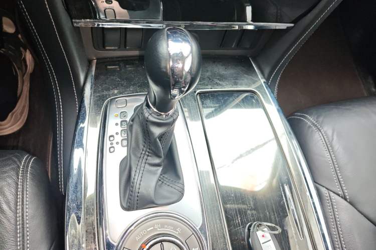 Used Nissan Patrol (Parallel Import) 2017 4.0L XE Middle East Version