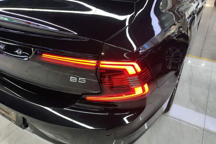 Used Volvo S90 2024 B5 Zhiyi Luxury Edition