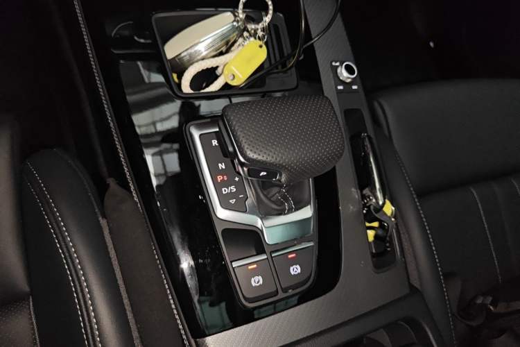 Used Audi Q5L 2024 40 TFSI Luxury Dynamic Edition
