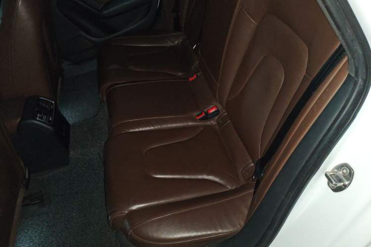 Used Audi A4L 2015 35 TFSI Automatic Comfort Model
