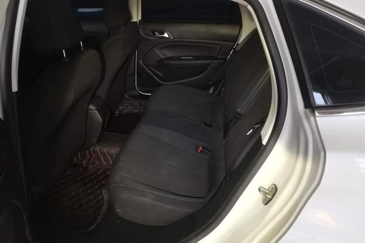 Used Peugeot 308 2016 1.6L Manual Fashion Edition