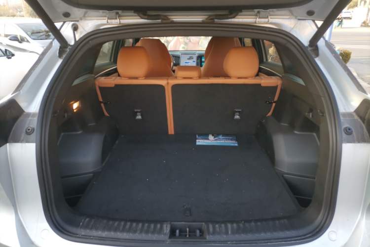 Used  L7 2025 EM-i 115km Exploration+ Edition