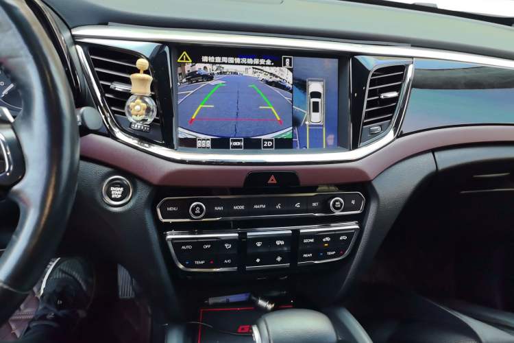 Used GAC Trumpchi GS8 2017 320T Four-Wheel Drive Luxury Smart Connectivity Version (7 Seats)