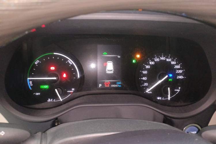 Used Toyota Sienna 2023 2.5L Hybrid Luxury Edition
