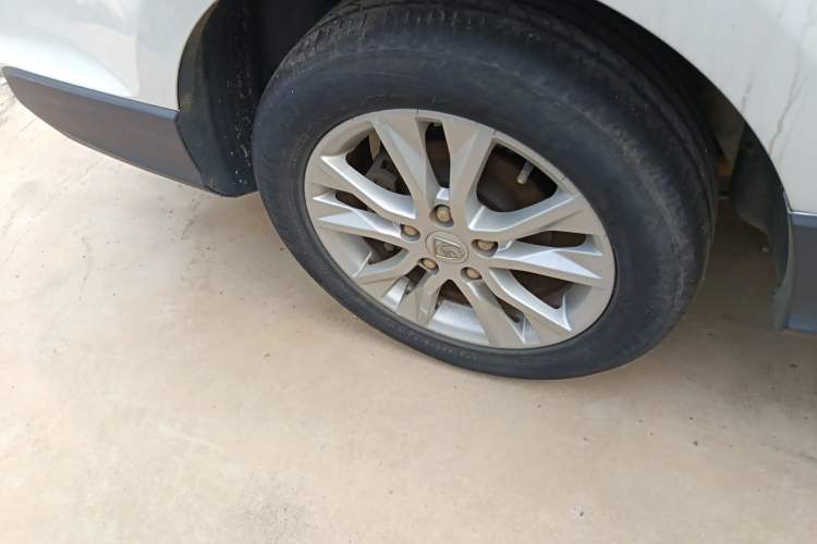 Used Baojun 730 2016 1.8L iAMT Comfort Version 7 Seats
