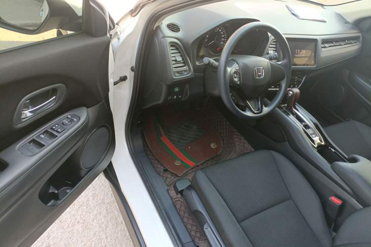 Used Honda Vezel 2020 220 TURBO CVT Elite Edition
