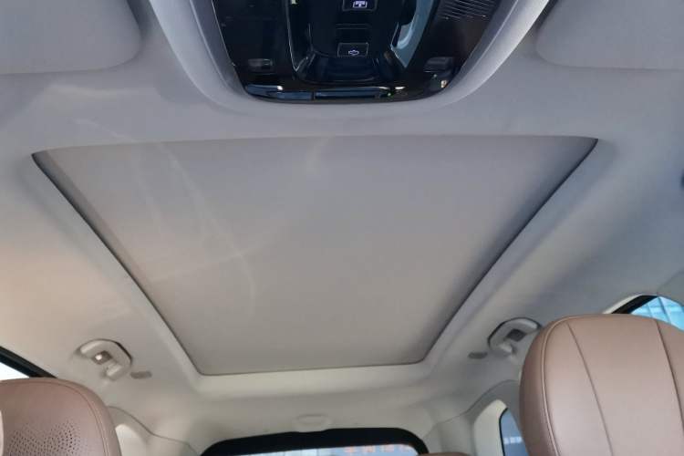 Used Chery Tiggo 8 L 2024 2.0T Two-Wheel Drive Prestige Version 5 Seats