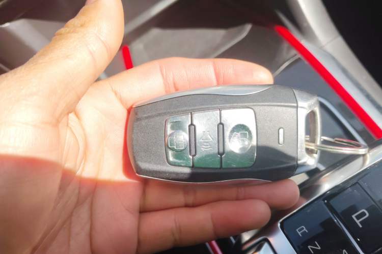 Used Haval H2 2018 Blue Label 1.5T Dual-Clutch Two-Wheel-Drive Prestige Model
