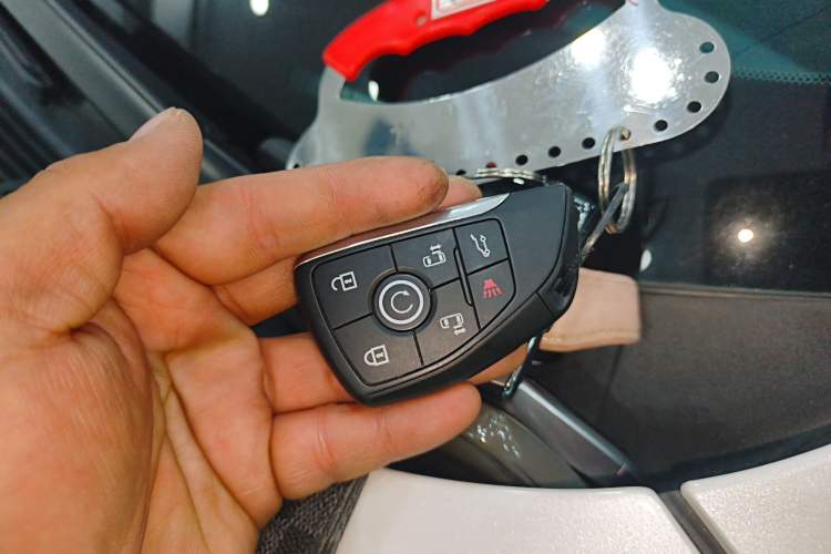 Used Buick GL8 New Energy 2024 Lu Zun Deluxe Edition 7-Seater