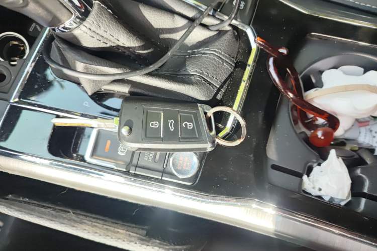 Used Volkswagen Passat 2016 330TSI DSG Luxury Edition
