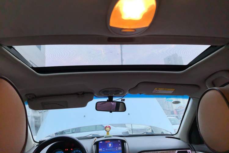 Used Buick Excelle 2015 1.5L Manual Classic Trim
