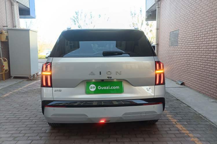 Used AION V 2024 Aion Tyrannosaurus 650 Smart Premium Edition