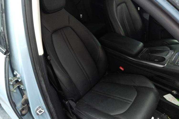 Used Nio ES6 2022 75 kWh Sport Edition
