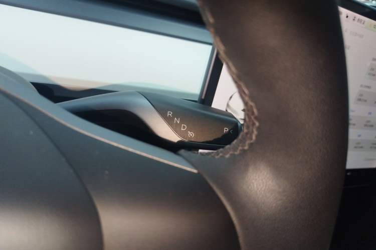 Used Tesla Model Y 2021 Standard Range Rear-Wheel Drive Version