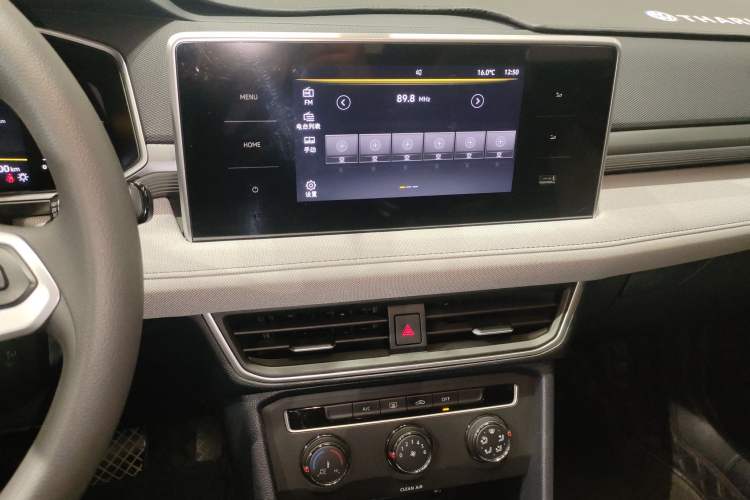 Used Volkswagen Tharu 2023 300TSI Two-Wheel-Drive Crescent Edition