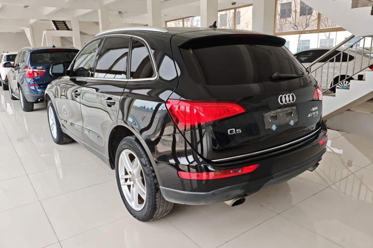 Used Audi Q5 2016 40 TFSI Comfort Model