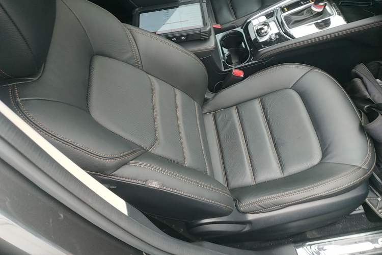 Used Mazda CX-5 2022 2.5L Automatic Two-Wheel Drive ZhiZun Version
