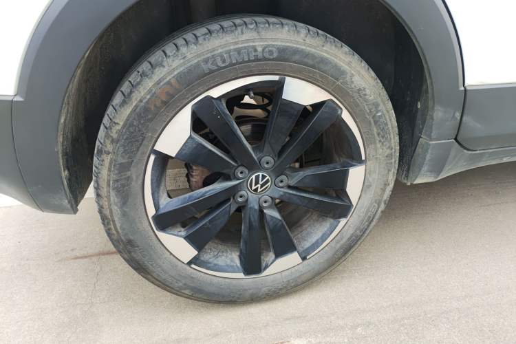 Used Volkswagen Tacqua 2023 200TSI DSG Joy-Connect Edition