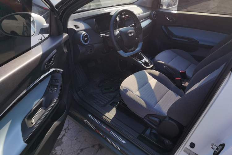 Used Chery Little Ant 2023 Updated Version 251 km Love Edition Lithium Iron Phosphate
