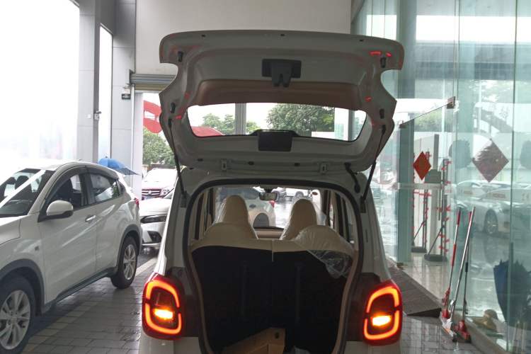 Used Wuling Hongguang MINIEV 2025 Four-Door Version Advanced Edition
