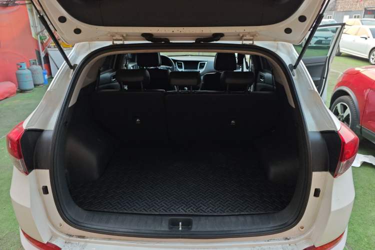 Used Hyundai Tucson 2015 1.6T Dual-Clutch Two-Wheel-Drive Smart Model
