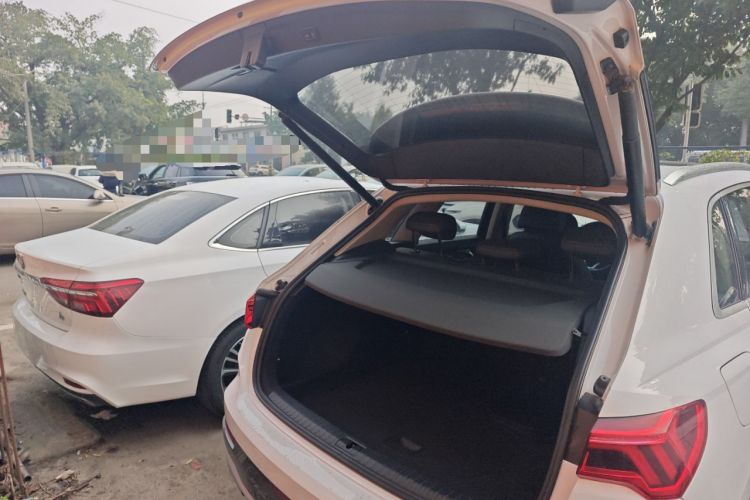 Used Audi Q3 2022 35 TFSI Fashionable and Elegant Model
