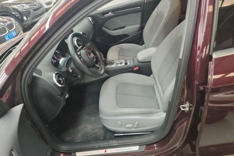 Used Audi A3 2020 Limousine 35 TFSI Fashion Edition China VI Emission Standard