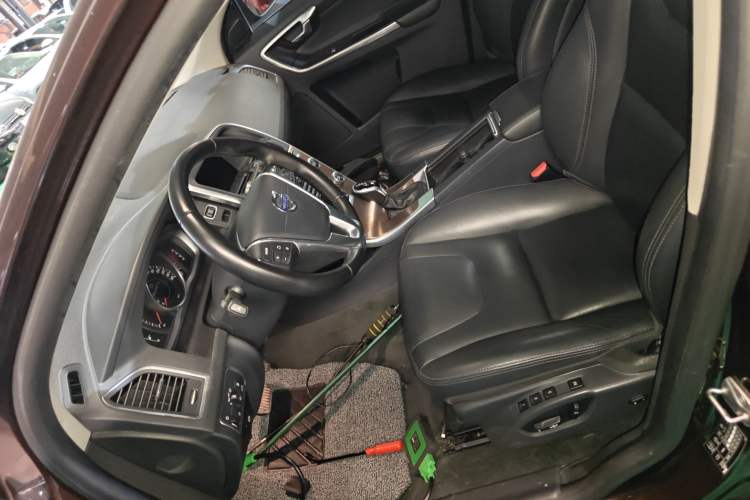 Used Volvo XC60 2017 T5 AWD Smart Upgrade Model
