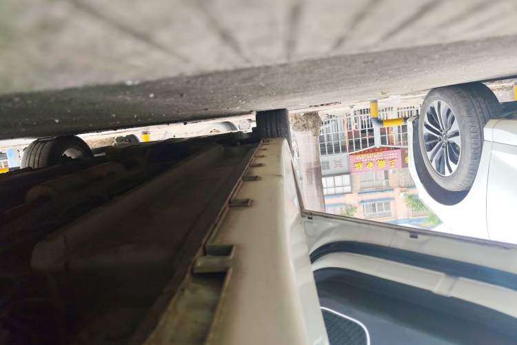 Used Geely Auto Emgrand GT 2015 2.4L Comfort Model
