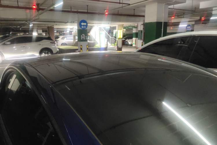 Used Tesla Model 3 2019 Long-Range Rear-Wheel-Drive Version
