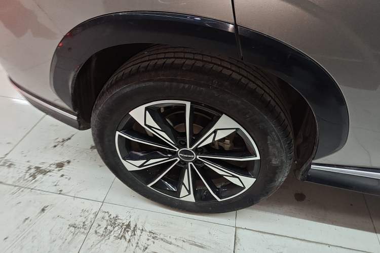 Used Roewe RX5 2023 1.5T Elite Edition
