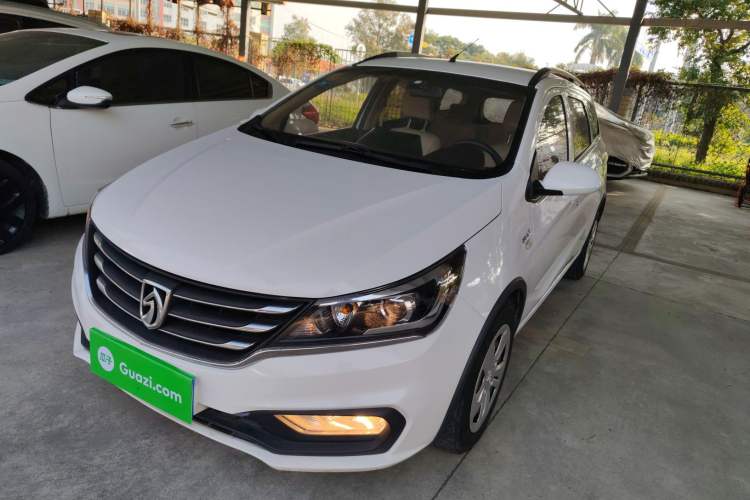 Used Baojun 310W 2017 1.5L Manual Comfort Version China V
