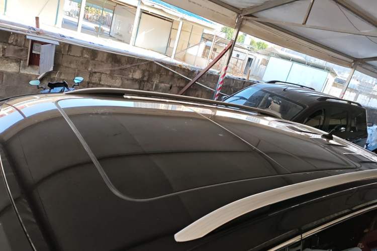 Used Volkswagen Tiguan L 2023 Restyled 330TSI Automatic Two-Wheel Drive R-Line Enhanced Comfort Version
