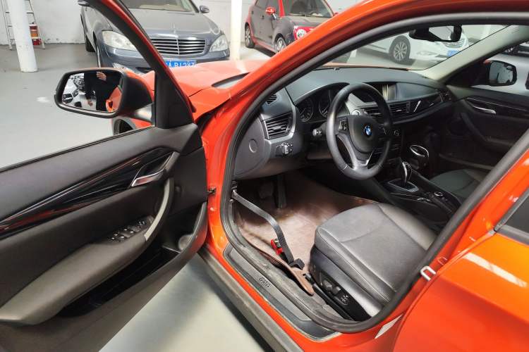 Used BMW X1 2015 sDrive18i Leading Edition