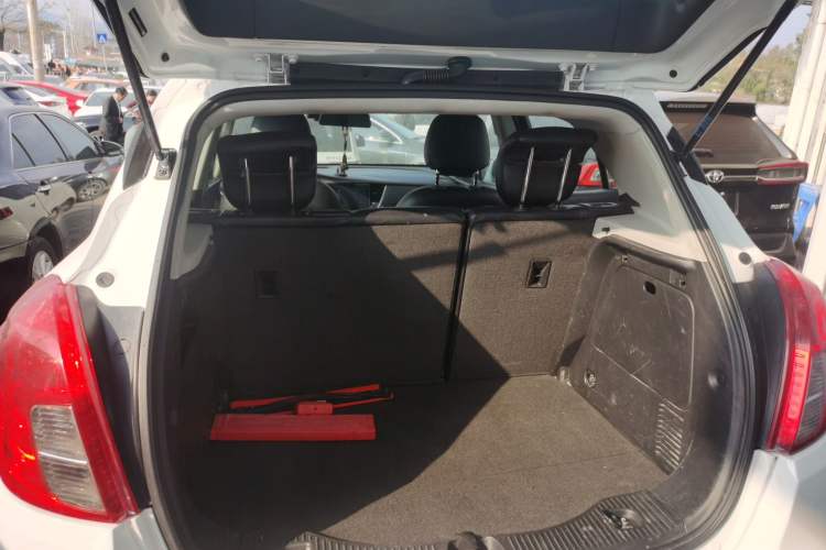 Used Buick Encore 2016 18T Automatic Two-Wheel Drive Urban Leading Edition