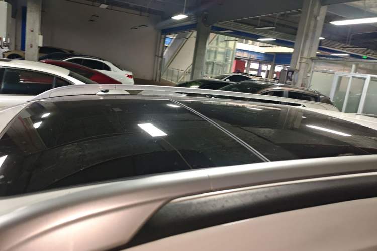 Used Nissan X-Trail 2014 2.5L CVT Leading Edition 4WD
