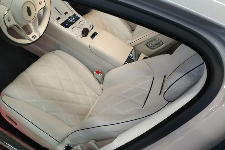 Used Hima S800 2025 Model, Range-Extended Starlight Premium Edition, 5 Seats
