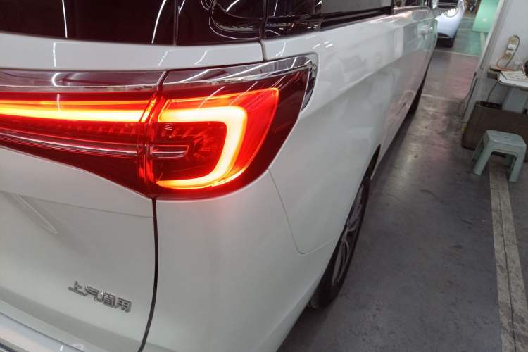 Used Buick GL8 2022 ES Landtrek 653T Comfort Edition
