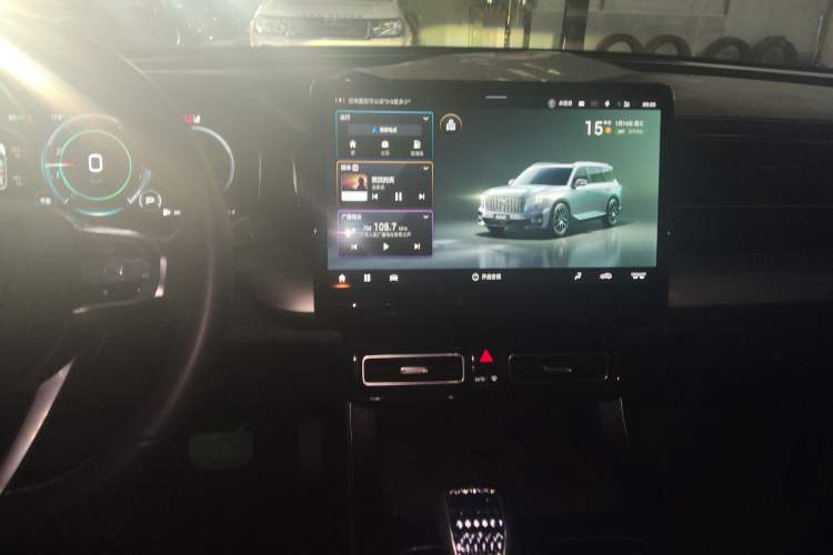 Used GAC Trumpchi GS8 2022 Linghang Series 2.0 TGDI Two-Wheel-Drive Luxury Smart Connectivity Version (7 Seats)
